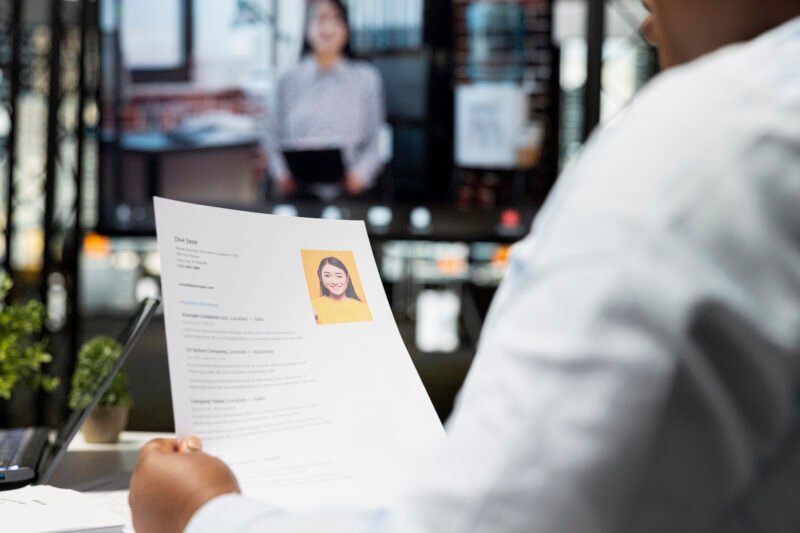 How to Craft a Standout CV Without Any Work Experience: A Strategic Guide for New Graduates and Career Changers