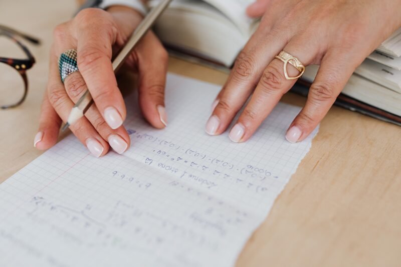 The Ultimate Cover Letter Formula: A Step-by-Step Guide to Crafting Irresistible Job Applications